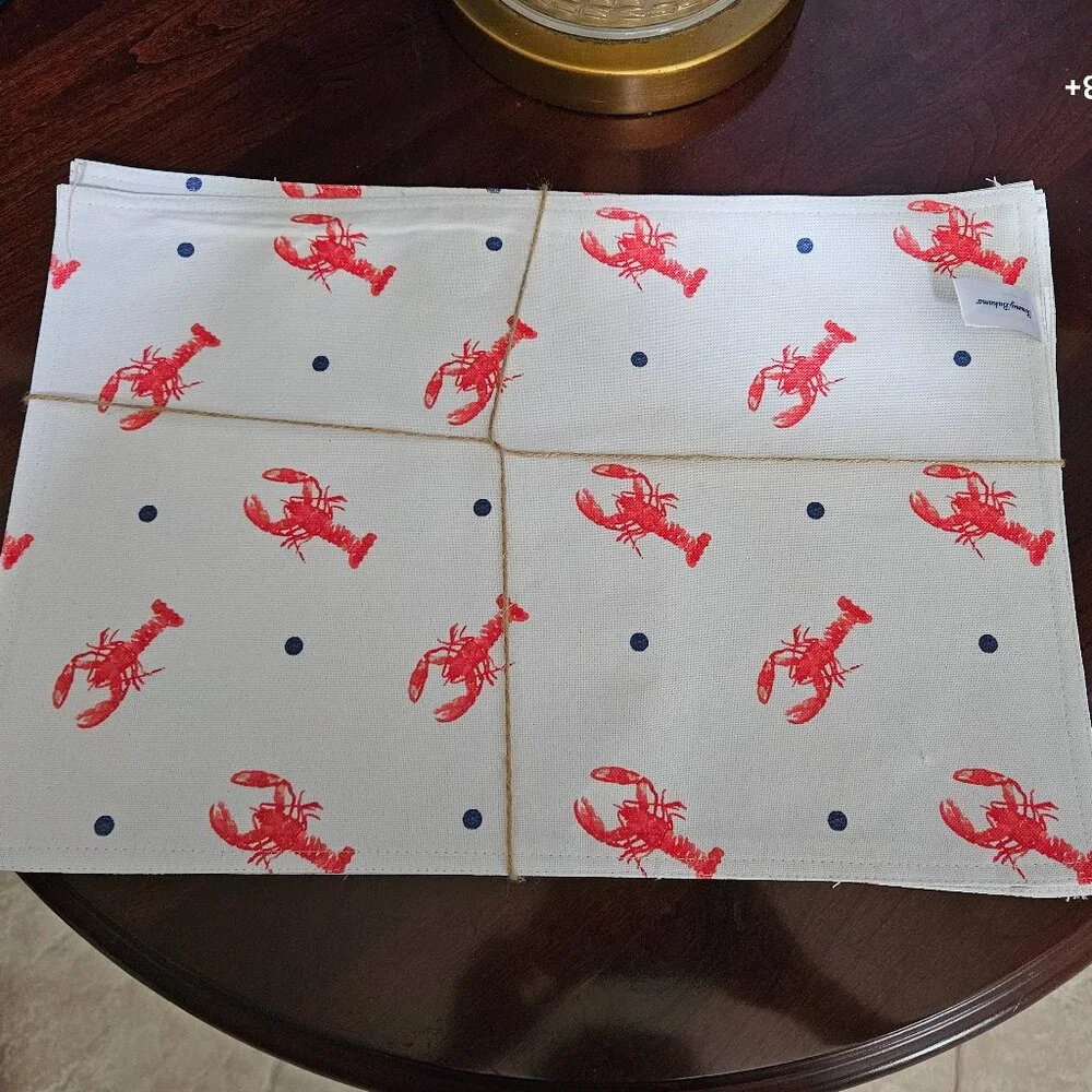 4 NWT RARE TOMMY BAHAMA SUMMER LOBSTER COASTAL OUTDOOR INDOOR PLACEMAT CHARGER